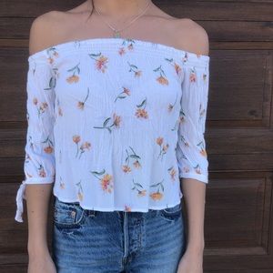 Floral strapless blouse